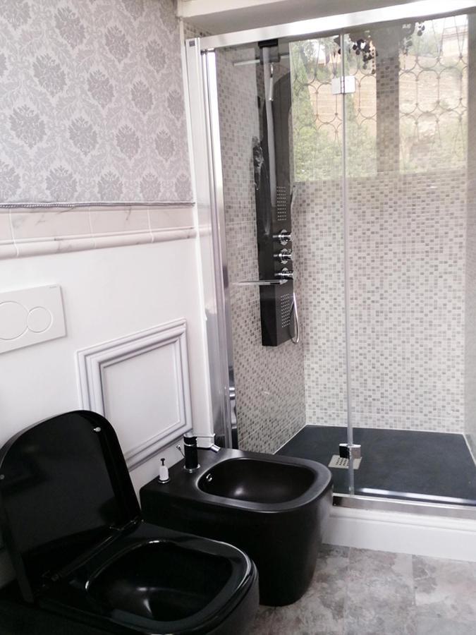 Domus Almapetra Ai Fori Imperiali Apartment Roma Ngoại thất bức ảnh
